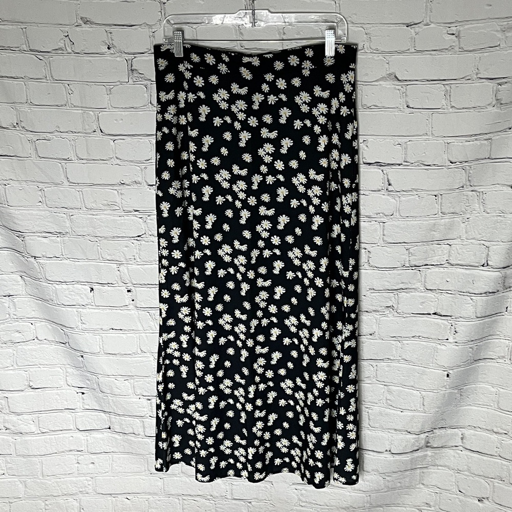 SHEIN Black and White Floral Maxi Skirt